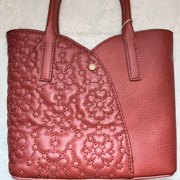 Item sold**LAUREN CONRAD FAUX LEATHER BURGUNDY W GOLD CHAIN FLOWER ELEGANT CROSS - Picture 8 of 13